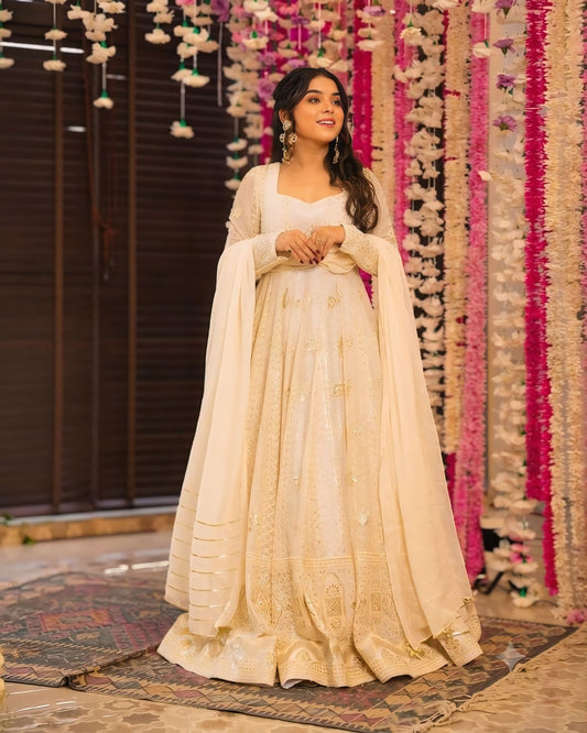 Glamorous Off White Anarkali With Dupatta