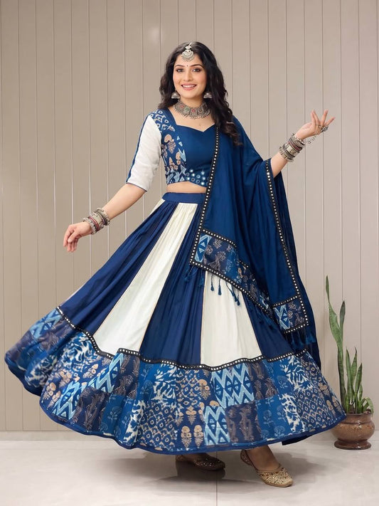 Lehenga Choli Set designed for Raas Night.